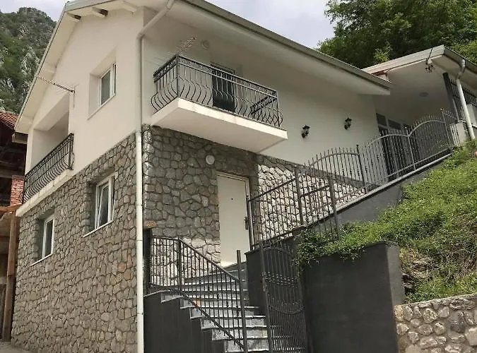 Villa Mountain View